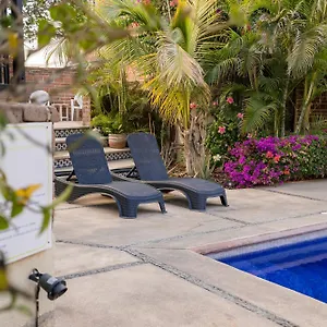 Cabo's Hidden Gem! Steps To The Marina Or Apartment Cabo San Lucas